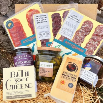 The perfect sharing board hamper outside